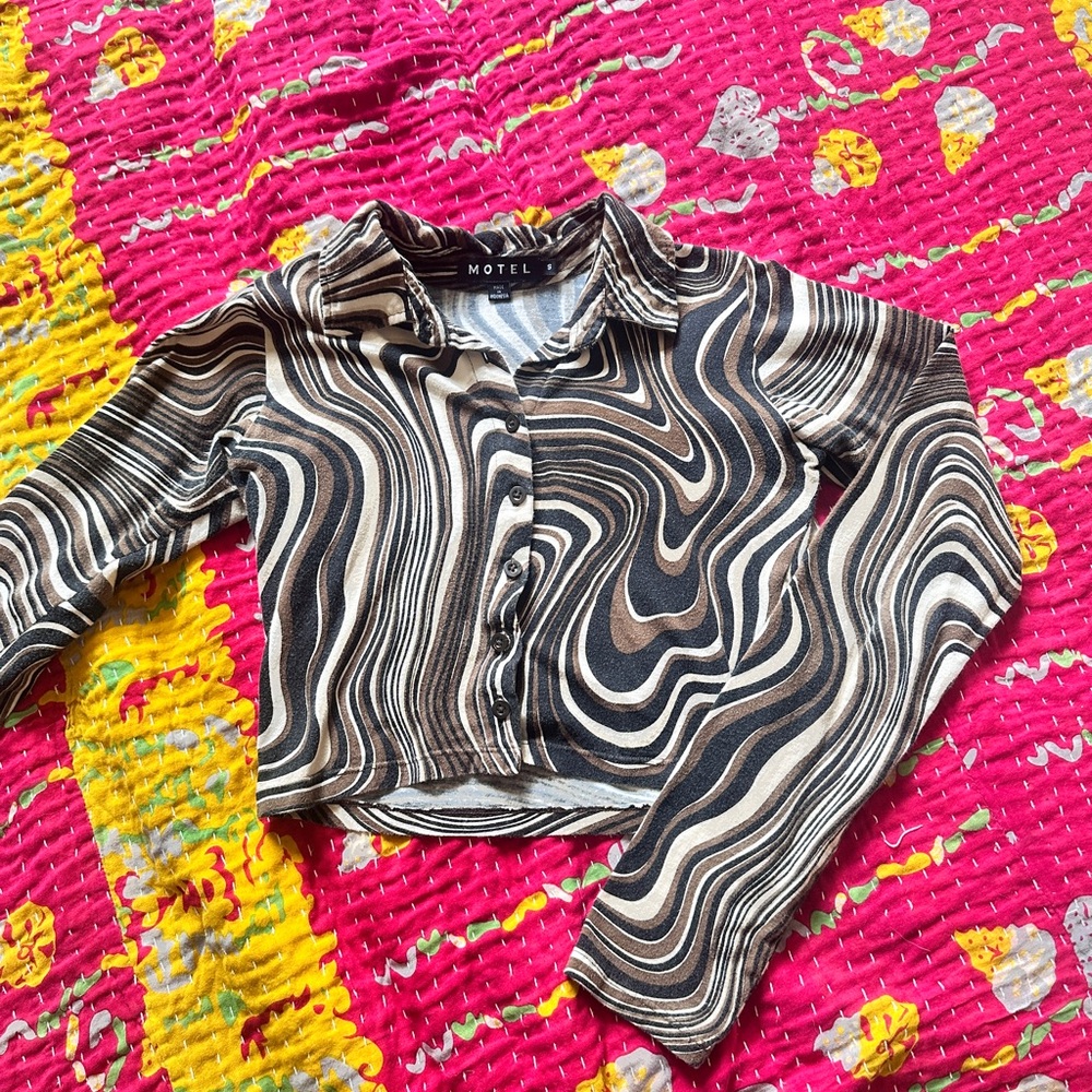 Motel Rocks Black and White Swirl Button Down Shirt